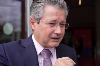 Rectorul Mihnea Costoiu critica la adresa politicienilor neinstruiti Lumea se schimba si este dominata de ignoranta