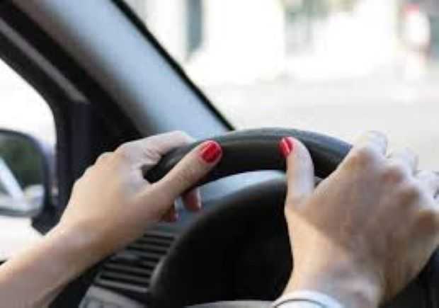 Soferii care nu achita amenzile in termen de 90 de zile de la primirea procesului verbal vor avea permisul de conducere suspendat