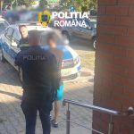 A furat o tableta din geanta unui femei in gara retinut de politistii de la Transporturi Arges