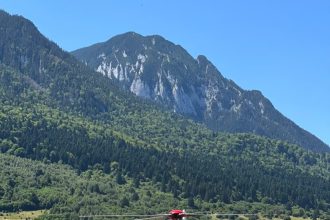 Actualizare Turistul din Piatra Craiului a fost salvat cu elicopterul