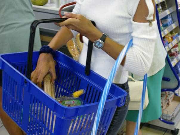 Alerta ANSVSA Budinca proteica retrasa de la comercializare din cauza unei bacterii periculoase