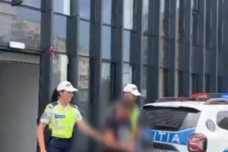 Argesean cu antecedente prins de poliisti pentru conducere fara permis