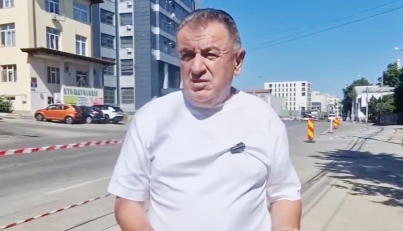 Bulevardele din Pitesti incep lucrarile de constructie Primarul Cristian Gentea Le vom face pe rand pe toate