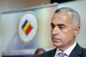 Calin Georgescu sustinut de un jurnalist englez inexistent Cine este politicianul din spatele dezinformarii
