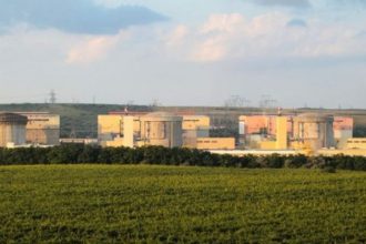 Cernavoda proiectul nuclear al lui Ceaucescu cum a fost construita centrala cu intoarzieri probleme si controverse