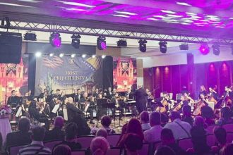Filarmonica Pitesti pe scena din Sarajevo