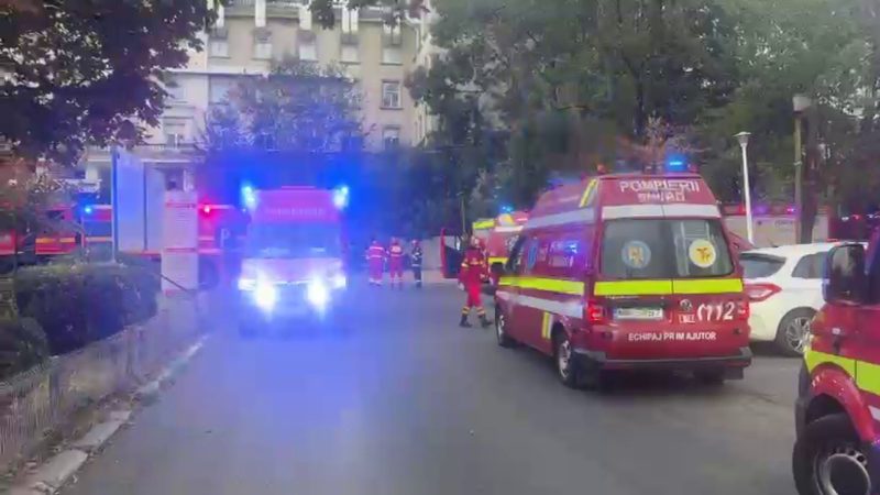 Incendiu la Institutul Fundeni din Bucuresti 37 de pacienti evacuati interventie cu 15 autospeciale de la pompieri