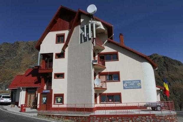 Interventie a Salvamont Arges la Cascada de pe Valsan