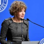 Oana Gheorghiu Este pentru prima oara in istorie cand sindicatele protesteaza pentru majorarea salariilor