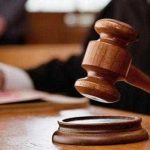Oradea doi fosti comisari sefi trimisi in judecata pentru utilizarea unor documente false pentru obtinerea de parcari gratuite prejudiciul depaseste 58000 de lei