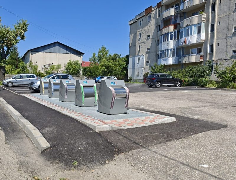Piteshti Noi containere ingropate sunt pregatite pentru utilizare Unde pot fi gasite