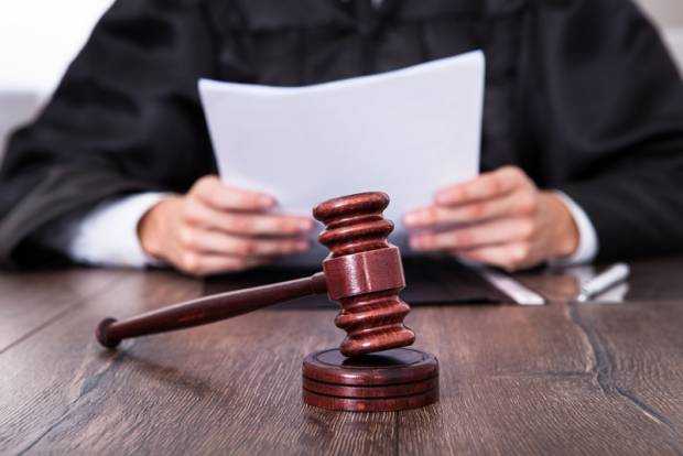 Pitestean judecat pentru faptele savarsite impotriva fostei concubine