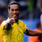 Ronaldinho se intoarce pe terren la 46 de ani Legenda braziliana va fi prezentata la noua sa echipa din Italia