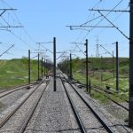 Se lucreaza cu mare rapiditate pe calea ferata Cluj Oradea ce procent trebuie sa finalizeze fiecare tronson pana la 31 august