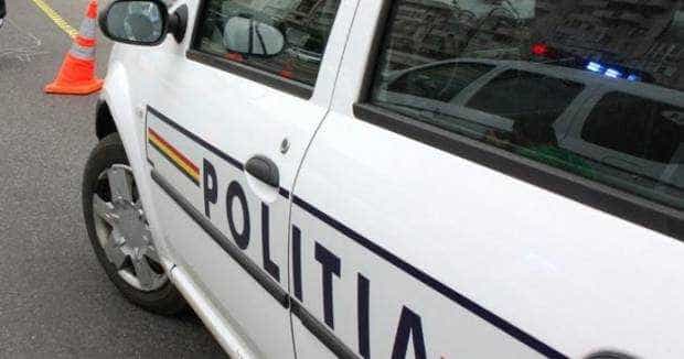 Sofer in varsta de 19 ani sanctionat cu suspendarea permisului dupa ce a condus agresiv in Pitesti