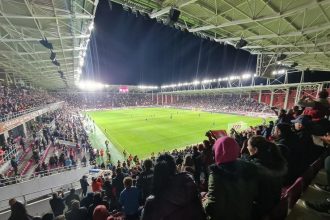 Stadionul Rapid din Giulesti va fi gazda unui meci din play off ul Ligii Campionilor De ce microbistii romani nu au avut acces