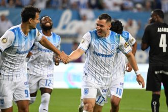 Totul se decide la Erevan Universitatea Craiova se alba intre pentru calificarea in Liga Europa