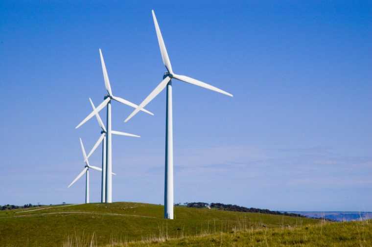 Vantul sustine sistemul energetic Peste 2100 MW generati de turbinele eoliene dupa oprirea Cernavoda si Turceni 5