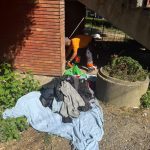 Video Persoane fara adapost evacuate dupa plangerile cetatenilor de bine