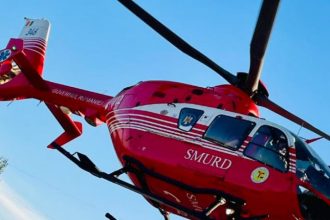 interventie complicata in fagaras o persoana caduta in prapastie cautata cu ajutorul elicopterului smurd
