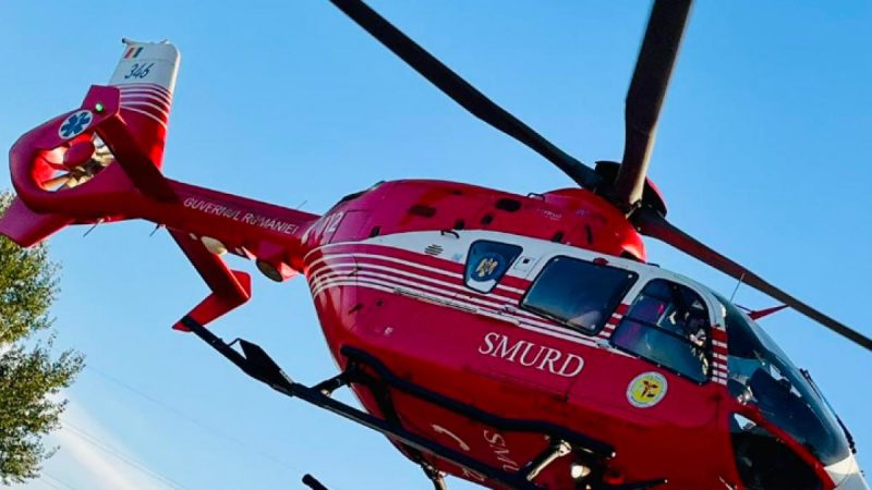 interventie complicata in fagaras o persoana caduta in prapastie cautata cu ajutorul elicopterului smurd