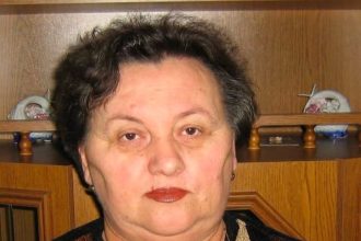 mesaj de condoleante in urma disparitiei doamnei profesoare elena valvoiu de la scoala tudor arghezi
