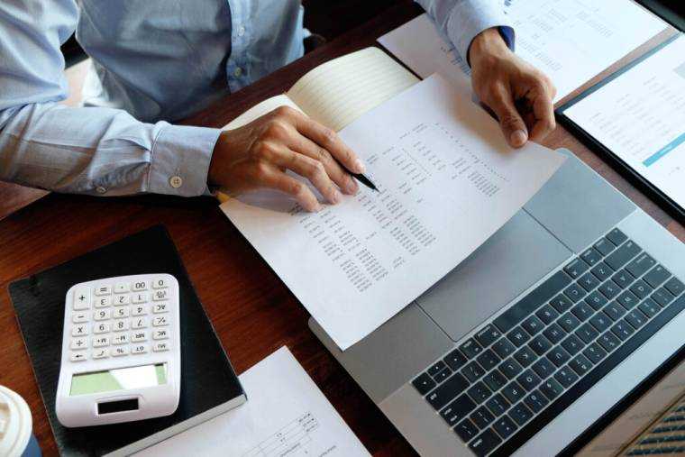 reguli noi pentru companiile de stat ce trebuie sa faca societatile cu datorii pana la sfarsitul lunii pentru a putea angaja personal