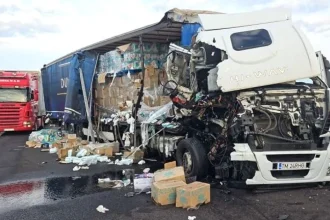 Accident cu două TIR-uri în Argeș: impact violent