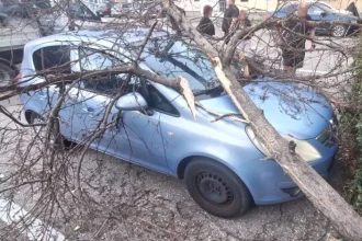 Urgență acum în Pitești. Pompierii intervin